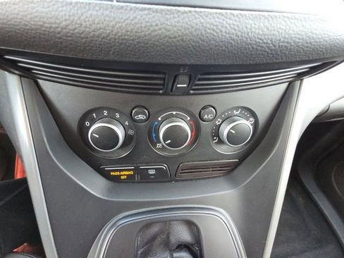 Used 2015 Ford Escape SE AWD/4WD image 16