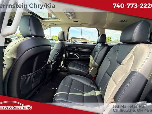 Used 2021 Kia Telluride EX w/ EX Premium Package AWD/4WD image 27