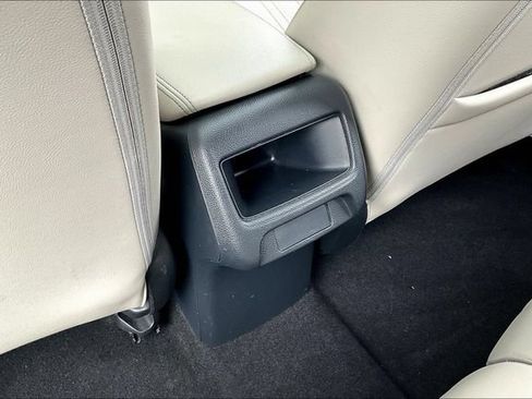 Used 2024 Honda HR-V EX-L image 10