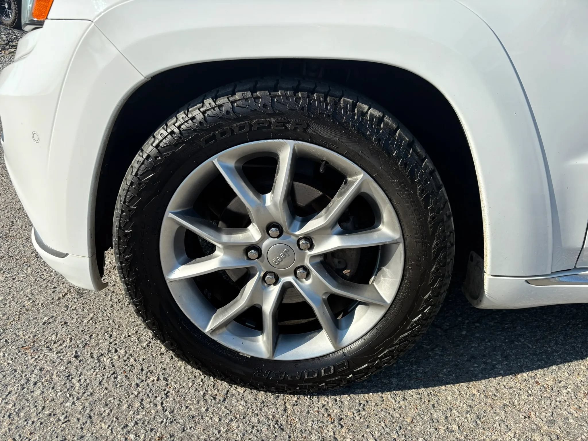Used 2016 Jeep Grand Cherokee Summit w/ Platinum Series Group AWD/4WD image 10