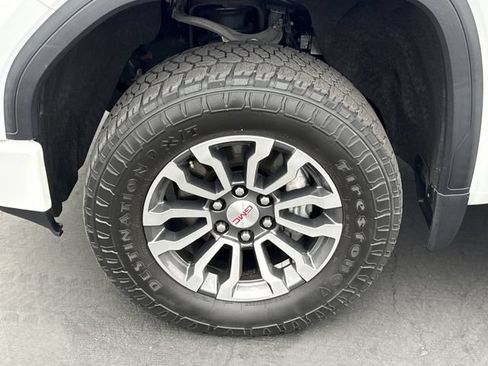 Certified 2020 GMC Sierra 1500 AT4 w/ AT4 Premium Package AWD/4WD image 34