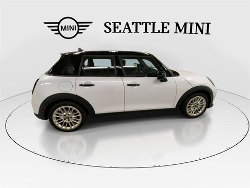 New 2026 MINI Cooper S image 12