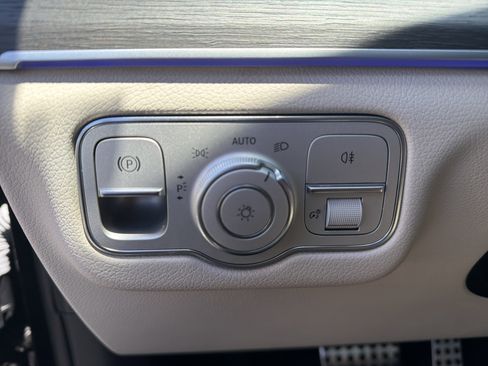 Certified 2023 Mercedes-Benz GLS 450 4MATIC image 17