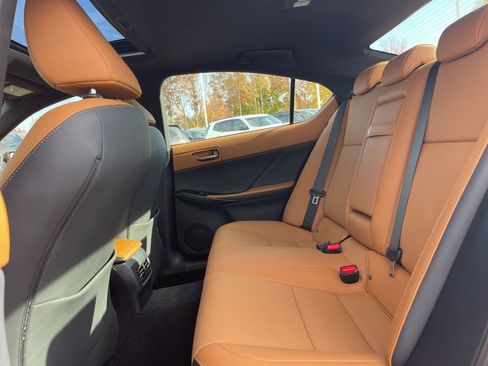 Used 2023 Lexus IS 300 w/ Comfort Package image 15