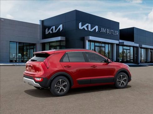 New 2026 Kia Niro EX FWD image 6