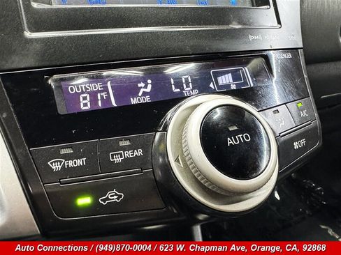 Used 2014 Toyota Prius V Three FWD image 17