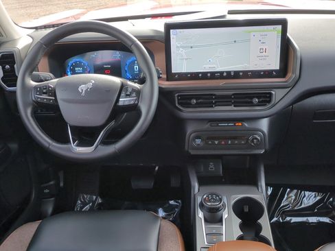 Used 2025 Ford Bronco Sport Outer Banks w/ Outer Banks Tech Package+ image 29