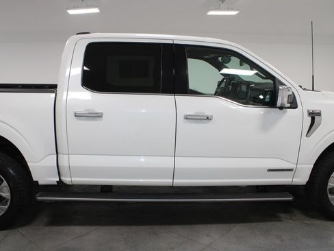 Used 2022 Ford F150 Platinum w/ Equipment Group 701A High AWD/4WD image 12