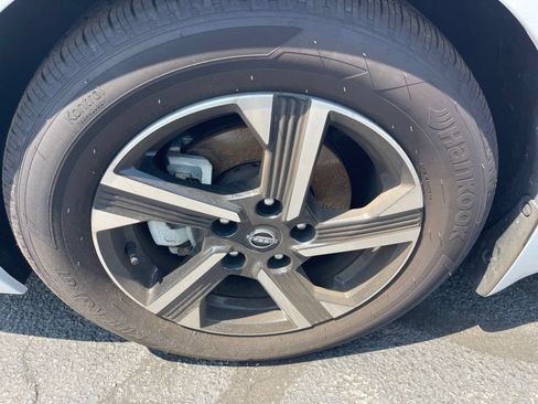 Certified 2025 Nissan Sentra SV w/ All-Weather Package FWD image 25