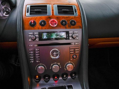 Used 2006 Aston Martin DB9 Volante RWD image 51