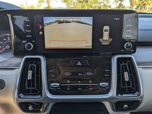 Certified 2023 Kia Sorento S image 26