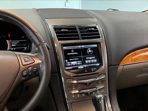Used 2015 Lincoln MKX AWD w/ Olive Ash Wood Package image 13