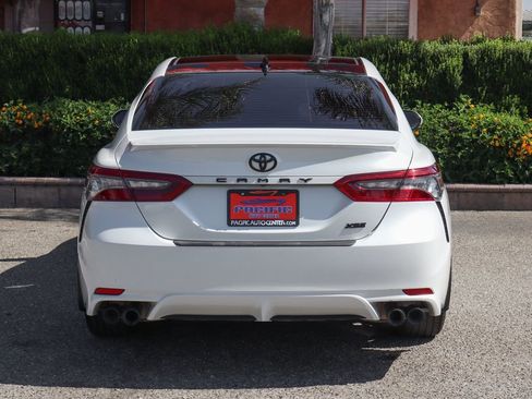 Used 2021 Toyota Camry XSE FWD image 7