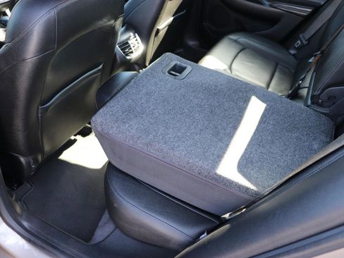 Used 2024 Chevrolet Malibu LT image 23