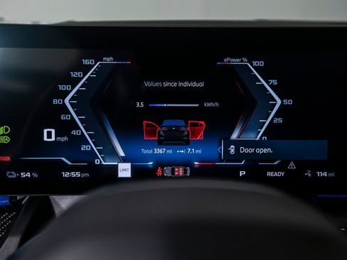 Used 2025 BMW i5 M60 w/ Executive Package image 22