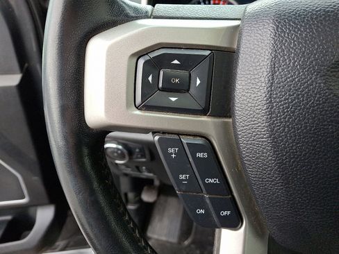 Certified 2020 Ford F350 Lariat image 23