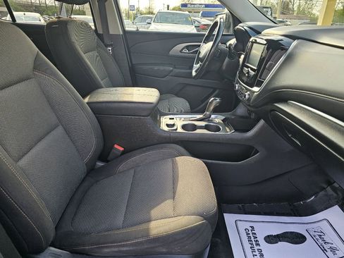 Used 2019 Chevrolet Traverse LT image 35
