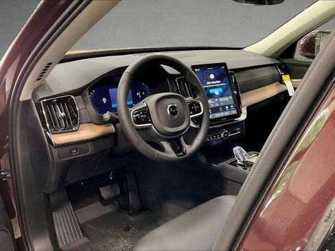 New 2026 Volvo XC90 B6 Plus w/ Protection Package AWD/4WD image 7