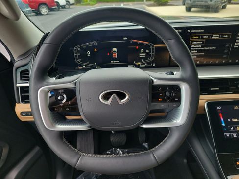 Certified 2025 INFINITI QX80 Luxe AWD/4WD image 32