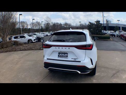 Used 2026 Lexus NX 450h+ F Sport AWD/4WD image 7