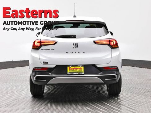 Used 2024 Buick Encore GX Preferred FWD image 12
