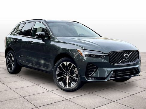 New 2026 Volvo XC60 B5 Plus w/ Climate Package image 2