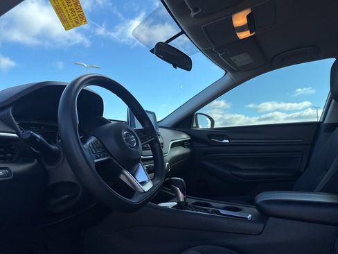 Used 2020 Nissan Altima 2.5 S image 29