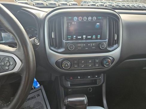 Used 2018 Chevrolet Colorado LT w/ LT Convenience Package image 17