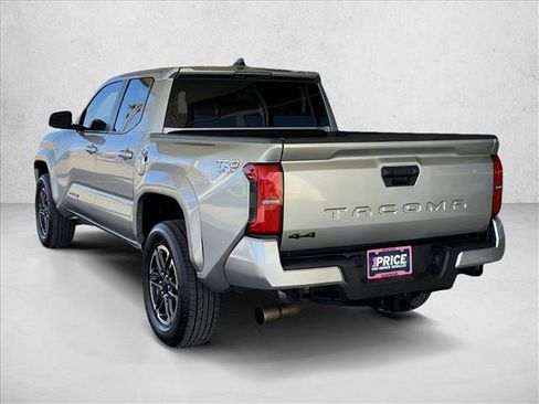 Used 2024 Toyota Tacoma TRD Sport image 3