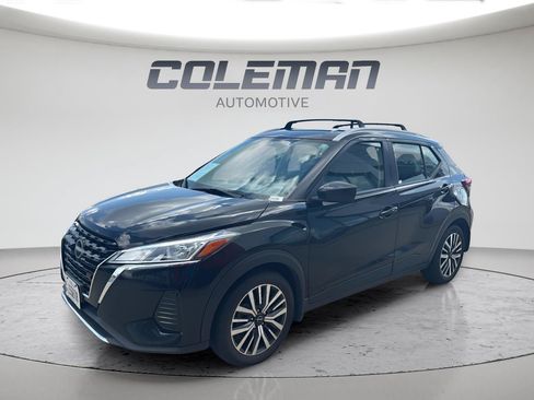 Used 2024 Nissan Kicks SV w/ Interior Electronics Package FWD image 1