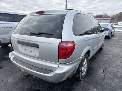 Used 2007 Dodge Grand Caravan SXT image 13