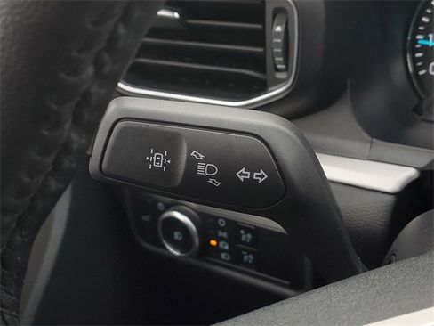 Certified 2024 Ford Explorer XLT w/ Equipment Group 202A image 17