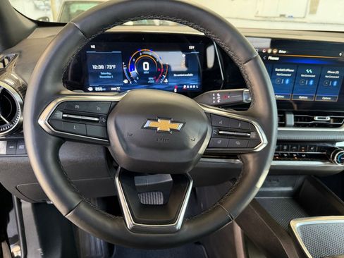 Used 2025 Chevrolet Equinox LT image 27