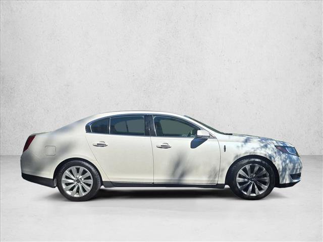 Used 2013 Lincoln MKS AWD image 4