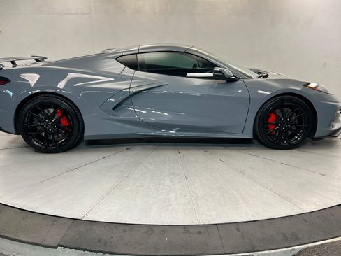 Used 2025 Chevrolet Corvette Stingray Preferred Cpe w/ Z51 Performance Package RWD image 7
