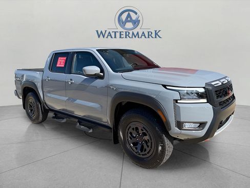 Certified 2025 Nissan Frontier PRO-4X AWD/4WD image 6