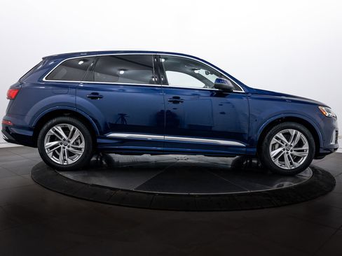 Used 2020 Audi Q7 3.0T Prestige w/ Prestige Package image 3