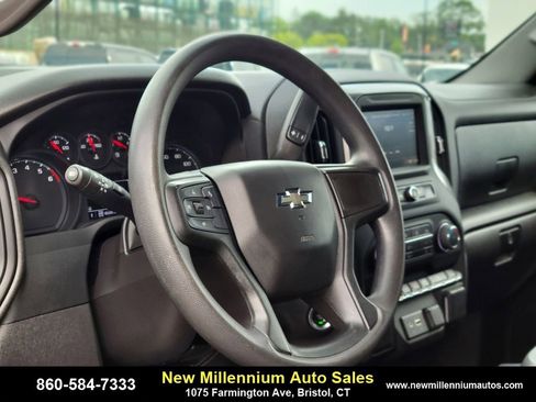 Used 2022 Chevrolet Silverado 1500 Custom Trail Boss image 18