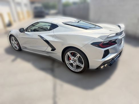 Used 2024 Chevrolet Corvette Stingray Premium Cpe w/ Z51 Performance Package RWD image 13
