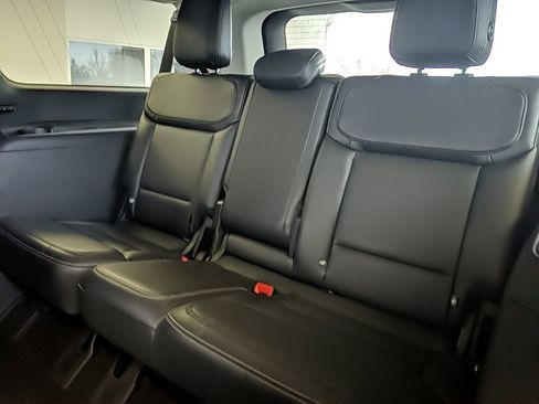 Certified 2025 Ford Expedition Max Platinum image 16