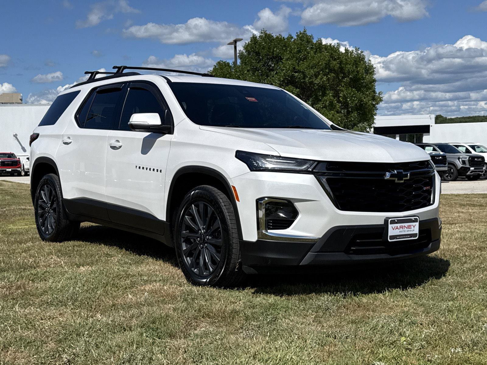 Used 2023 Chevrolet Traverse RS AWD/4WD image 3