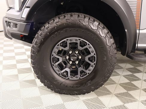 Used 2025 Ford F150 Raptor w/ Equipment Group 803A Raptor R AWD/4WD image 20