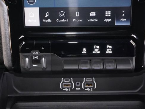 Used 2025 RAM 1500 Lone Star image 17