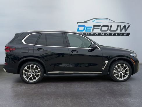 New 2026 BMW X5 xDrive40i image 2