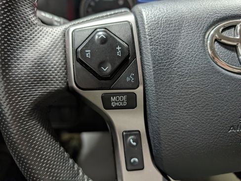 Used 2023 Toyota Tacoma SR5 image 21