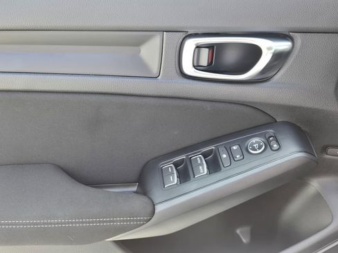Certified 2025 Honda Civic LX image 25