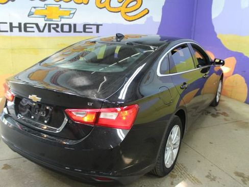 Used 2018 Chevrolet Malibu LT FWD image 8