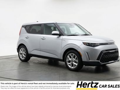 Used 2025 Kia Soul LX w/ LX Technology Package