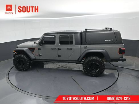 Used 2021 Jeep Gladiator Mojave w/ Dual Top Group AWD/4WD image 48