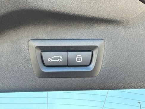 Used 2026 BMW X7 xDrive40i w/ M Sport Package AWD/4WD image 18